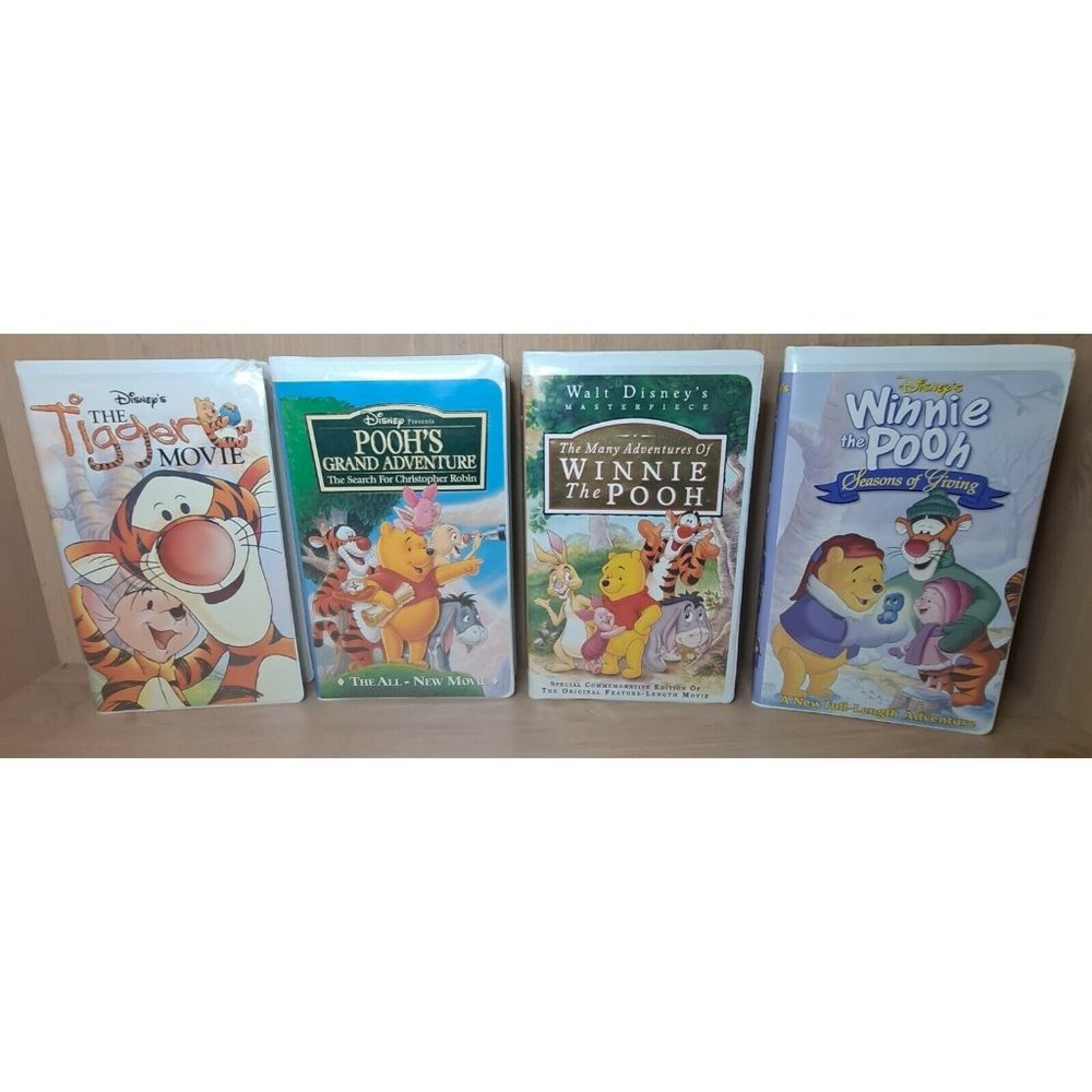 Disney Winnie the Pooh Lot of 4 VHS Movies Clamshells Great Condition